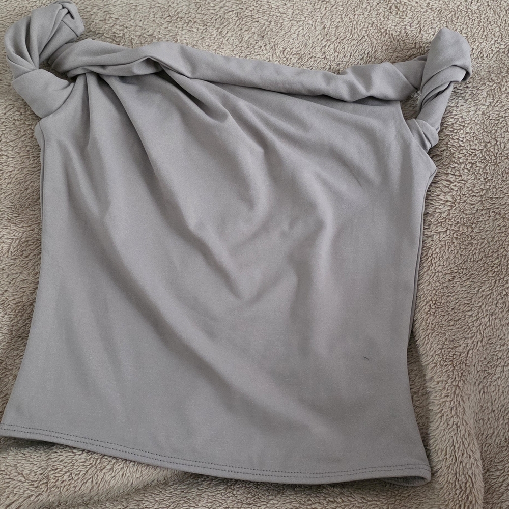 Solace Soul Twist Shoulder Top - Taupe - Size 4 - Picture 2 of 2